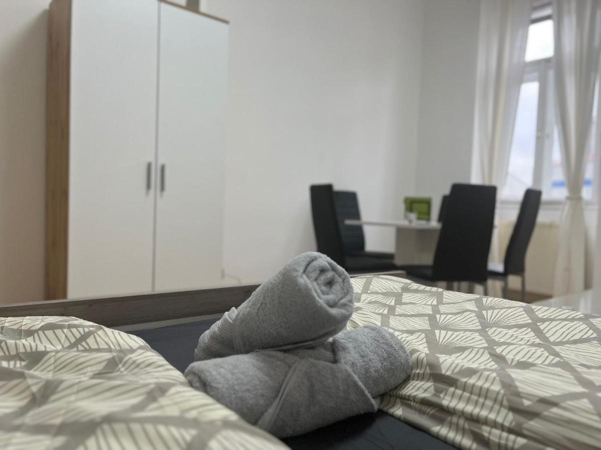 וינה Family Apartment 5P Kl מראה חיצוני תמונה