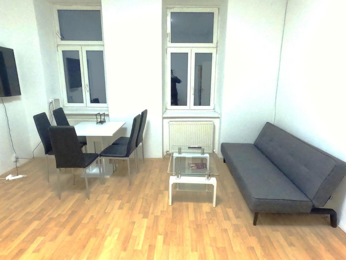 וינה Family Apartment 5P Kl מראה חיצוני תמונה